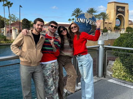 Bruna Marquezine, João Guilherme, Sasha e João Lucas curtem parques em Orlando juntos 31 Bruna Marquezine Joao Guilherme Sasha e Joao Lucas curtem parques