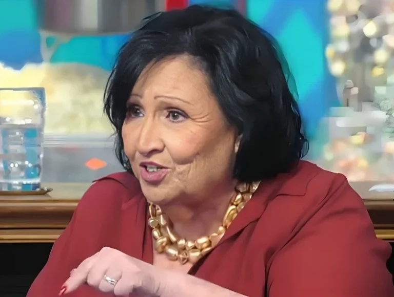 Dona Déa revela que 2025 será o último ano na TV antes de aposentadoria: “Cansada” 31 Dona Déa revela que 2025 será o último ano na TV antes de aposentadoria: “Cansada”