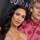 Megan Fox se revolta com exigencia de Machine Gun Kelly.webp