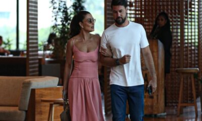 Nada de timidez foto mostra Juliana Paes e seu marido