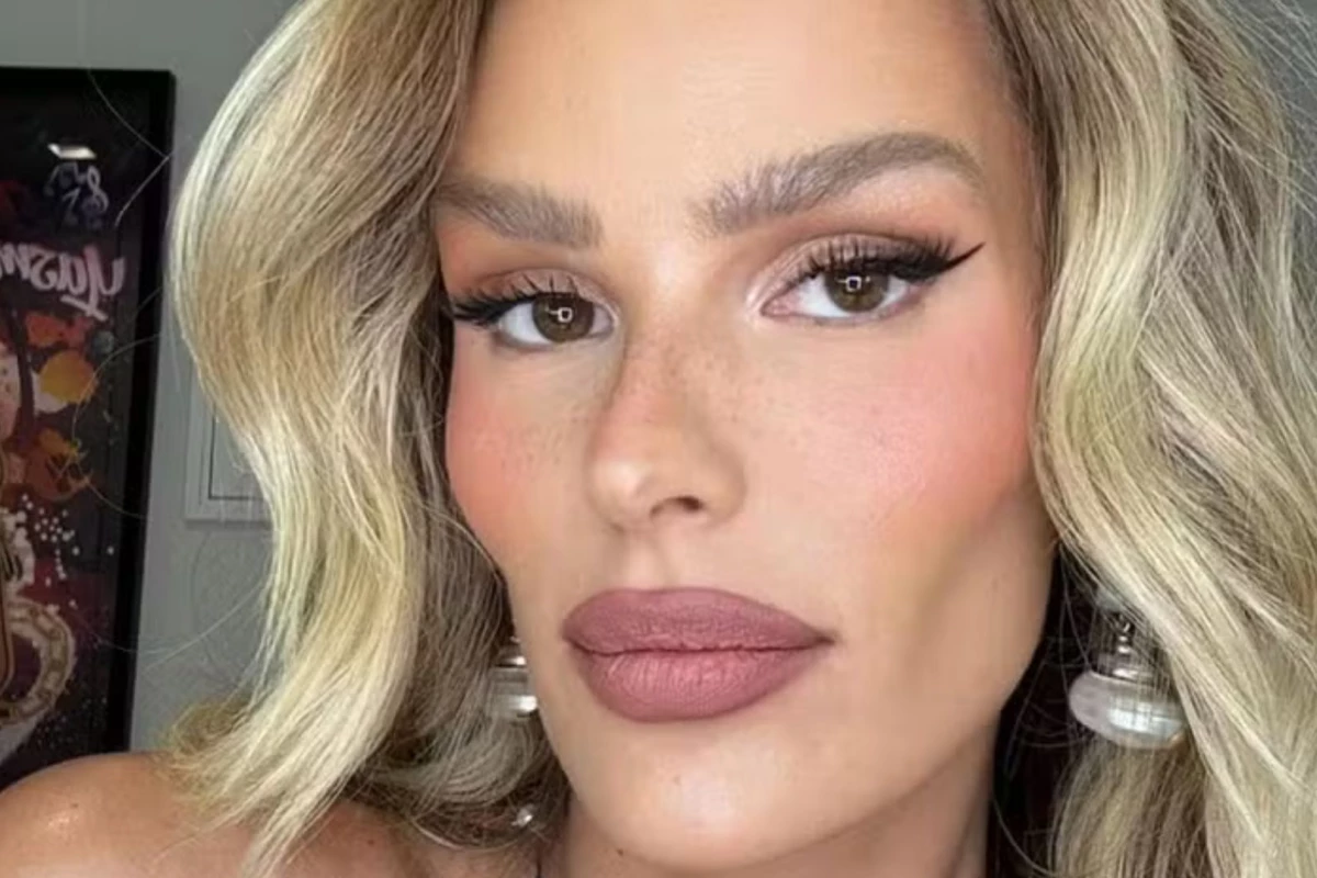 Seguidora questiona saúde de Yasmin Brunet e ela rebate nos comentários 33 Seguidora questiona saude de Yasmin Brunet e ela rebate nos