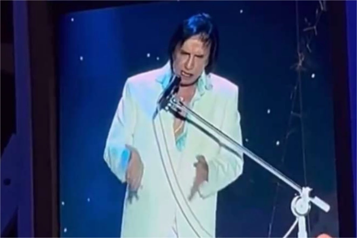 Vídeo: Roberto Carlos fica revoltado em show, dá bronca e até ameaça deixar o palco 31 Video Roberto Carlos fica revoltado em show da bronca e