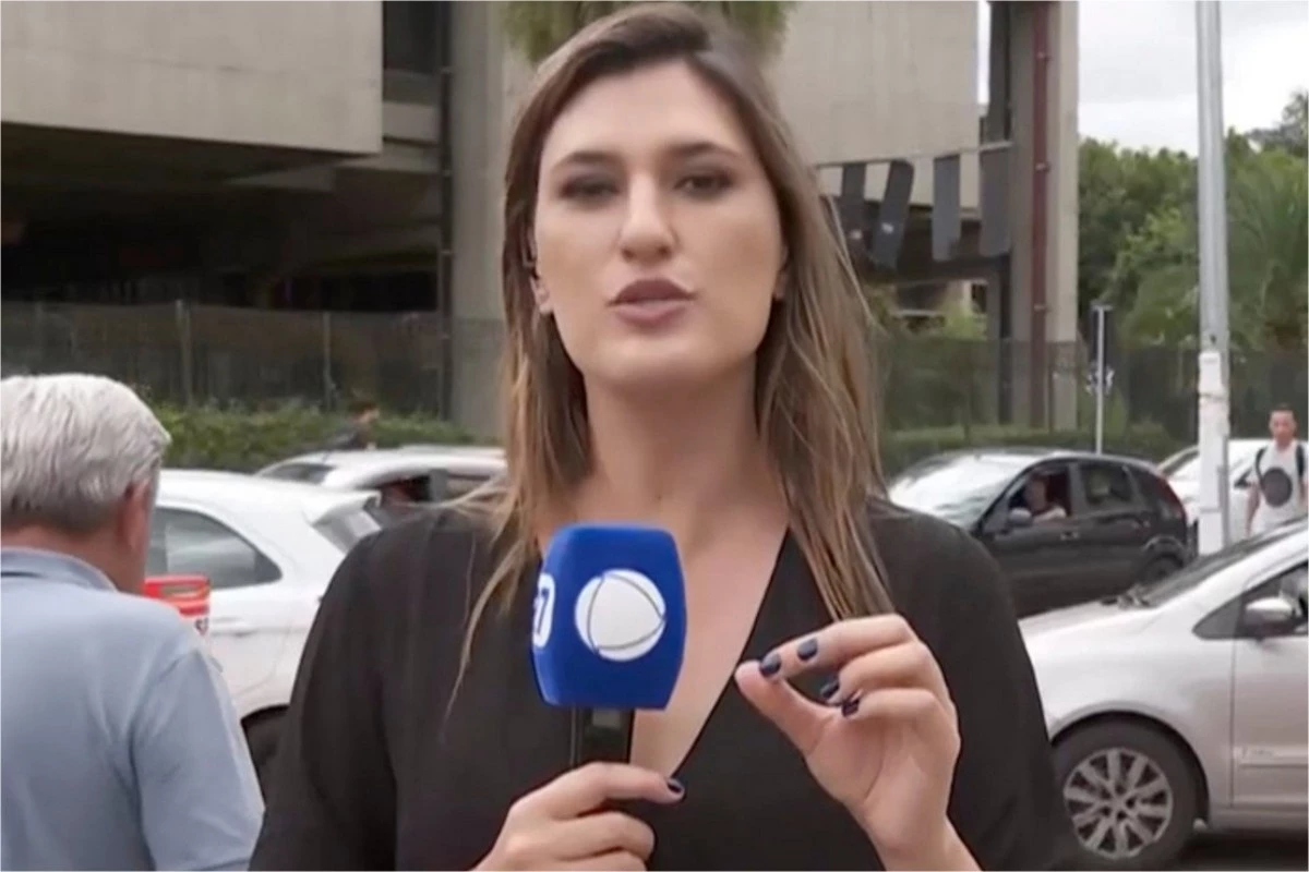Vídeo: repórter é assaltada ao vivo, fica sem o celular e corre atrás do bandido 35 Video reporter e assaltada ao vivo fica sem o celular
