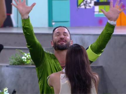 Marido de Daniele Hypólito vai às lágrimas e família celebra volta dos irmãos do paredão 31 1738139105 Marido de Daniele Hypolito vai as lagrimas e familia celebra