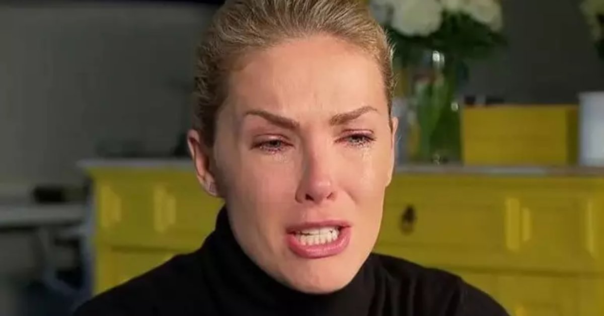 Ana Hickmann lamenta morte de cadela da família após luta contra doença: 'Vimos crescer' 31 Ana Hickmann lamenta morte de cadela da familia apos luta