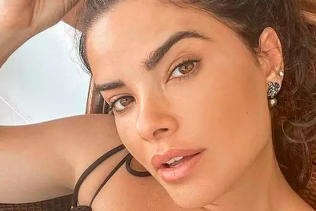 Aos 41 anos, atriz de Cabocla, Vanessa Giácomo, arranca elogios dos internautas ao surgir de maiô: ‘Musa’ 31 Aos 41 anos atriz de Cabocla Vanessa Giacomo arranca elogios