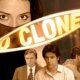 Atriz de O Clone exibe namorado 49 anos mais novo