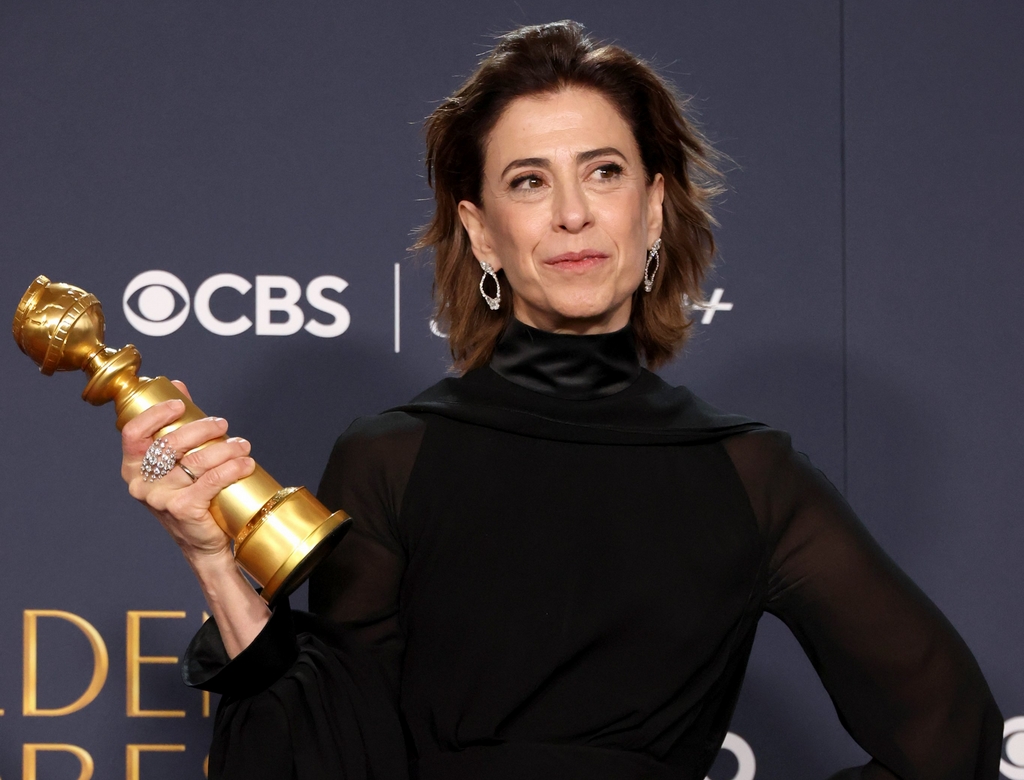 Bandidos fingem ser Fernanda Torres e pedem R$ 300 para ir ao Oscar 37 Fernanda Torres (foto Reprodução Redes Sociais) 2