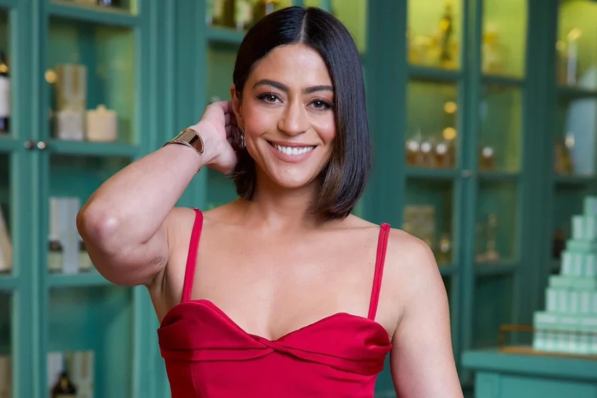 Carol Castro aparece em foto fazendo topless e internautas vão à loucura: ‘Maravilhosa’ 33 Carol Castro aparece em foto fazendo topless e internautas vao