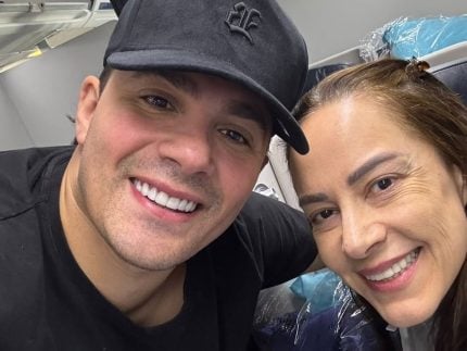 Silvia Abravanel e Gustavo adiam casamento para planejar melhor a festa: “Respirada” 31 Com um pe no altar Silvia Abravanel entrega novo spoiler