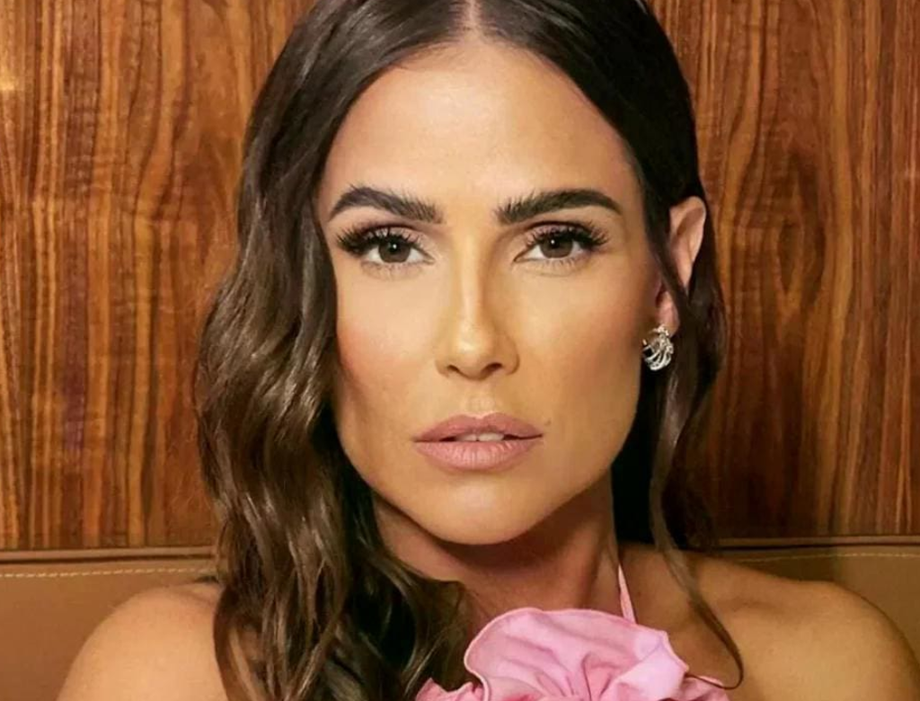 Deborah Secco reflete sobre a perda da irmã e como o trauma moldou sua vida 37 Deborah Secco (Foto Reprodução Redes Sociais)