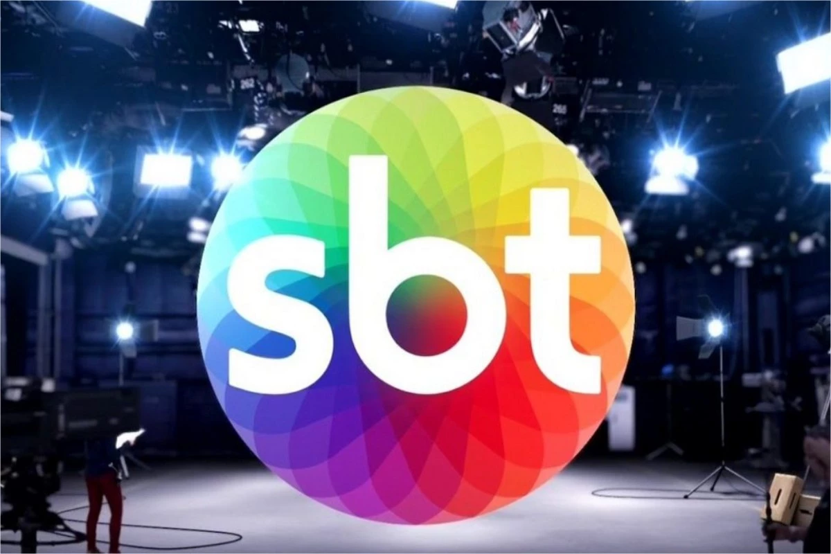 Demitida do SBT, mulher com câncer fica revoltada e afirma que Silvio Santos não tomaria tal decisão 31 Demitida do SBT mulher com cancer fica revoltada e afirma