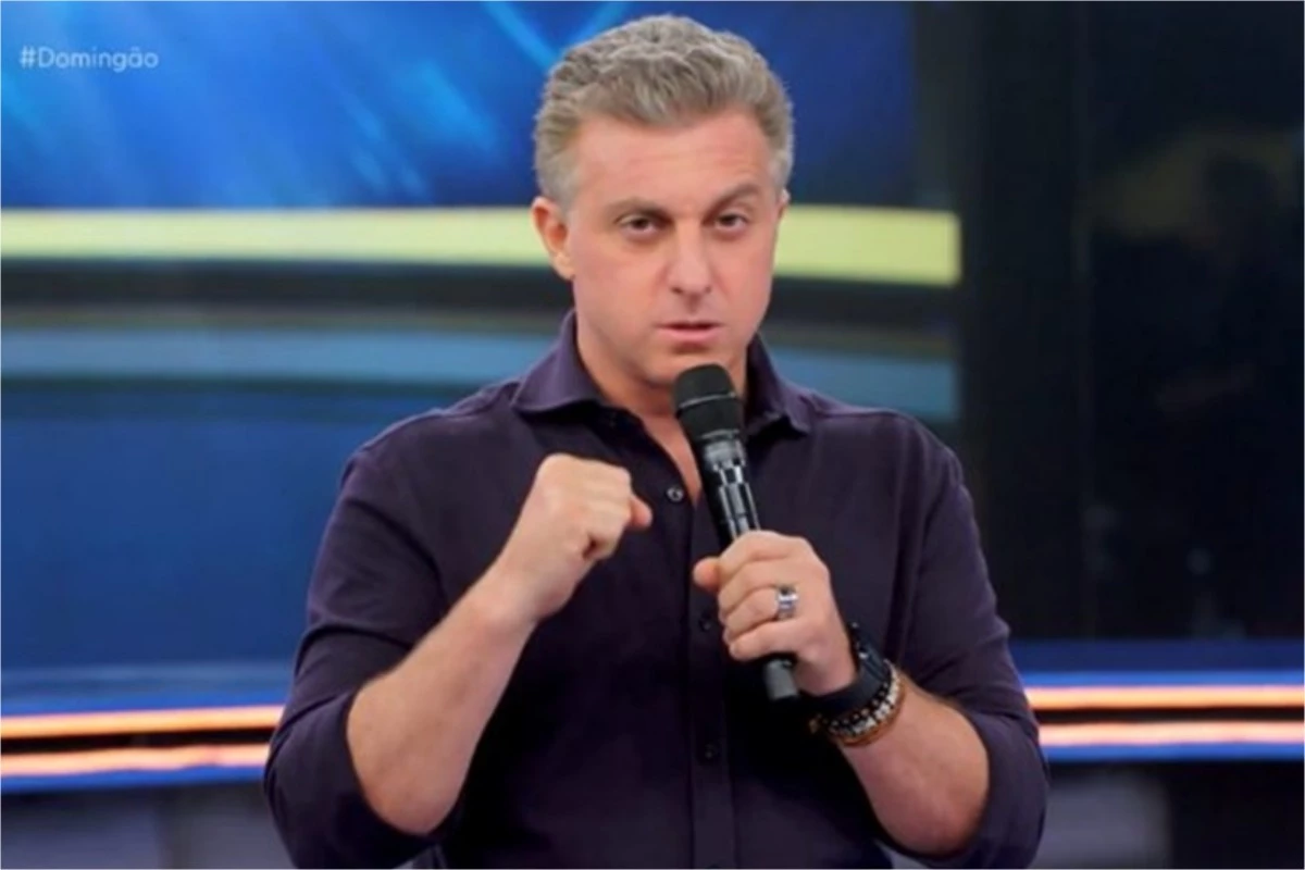 Domingão com Huck ganha novo integrante no elenco fixo do programa 33 Domingao com Huck ganha novo integrante no elenco fixo do