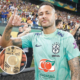 Filhos familia e… Copa do Mundo Neymar personaliza celular com