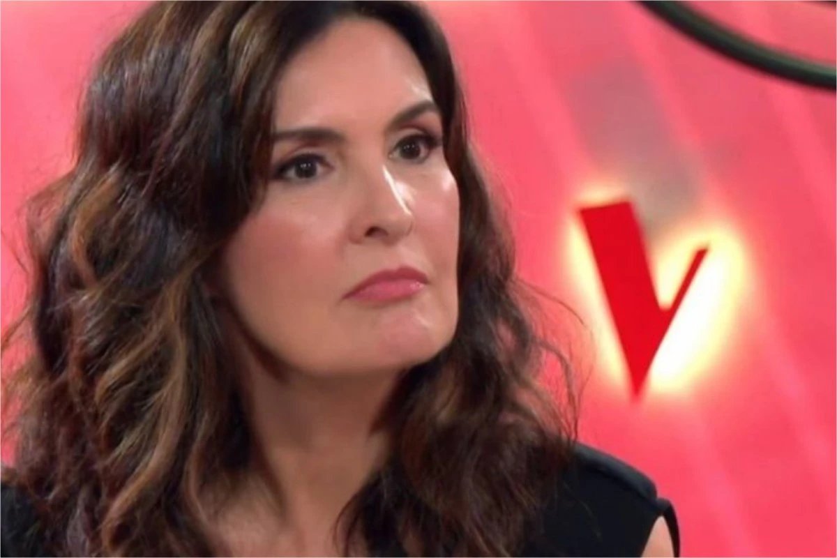 Globo coloca Fatima Bernardes contra a parede sobre retorno a