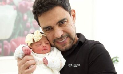 Graciele mostra Zeze di Camargo em clima de chamego com