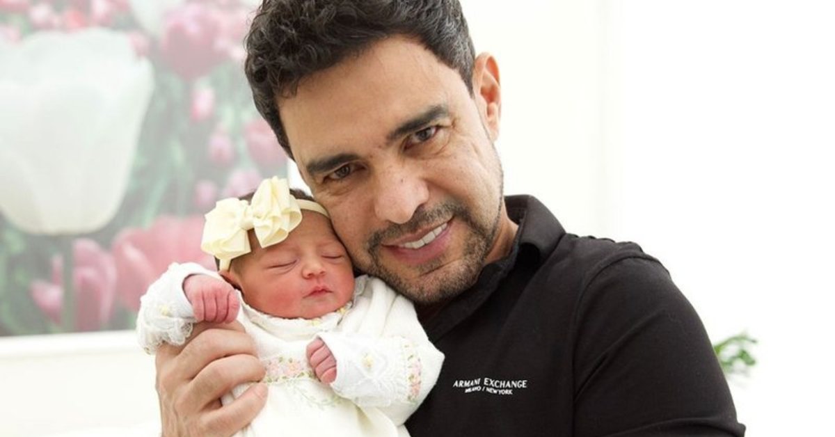Graciele mostra Zezé di Camargo em clima de chamego com a filha caçula: 'adora' 31 Graciele mostra Zeze di Camargo em clima de chamego com
