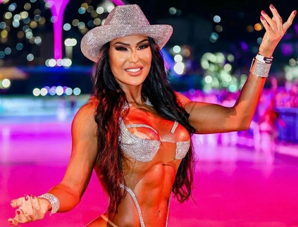 Gracyanne Barbosa já tem substituta no posto de madrinha de bateria da Camisa Verde e Branco 37 Gracyanne (foto Reprodução Redes Sociais)