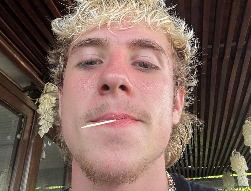 Juliano Floss surpreende ao mudar o visual. Veja o antes e depois! 41 Juliano Floss (foto Reprodução Redes Sociais) 2