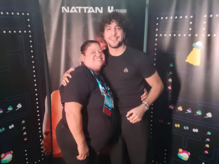 Nattan surpreende funcionária ao presenteá-la com R$100 mil em show em Alagoas 31 Nattan surpreende funcionaria ao presentea la com R100 mil em show
