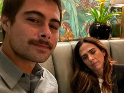 Rafael Vitti mostra Tatá Werneck cochilando em jantar romântico: “Me conquistou” 31 Rafael Vitti mostra Tata Werneck cochilando em jantar romantico Me
