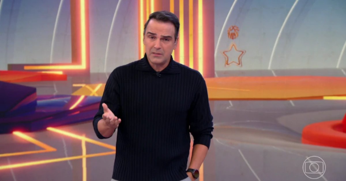 Tadeu Schmidt entra ao vivo e pega os participantes de surpresa sobre expulsão e desistência do programa 31 Tadeu Schmidt entra ao vivo e pega os participantes de