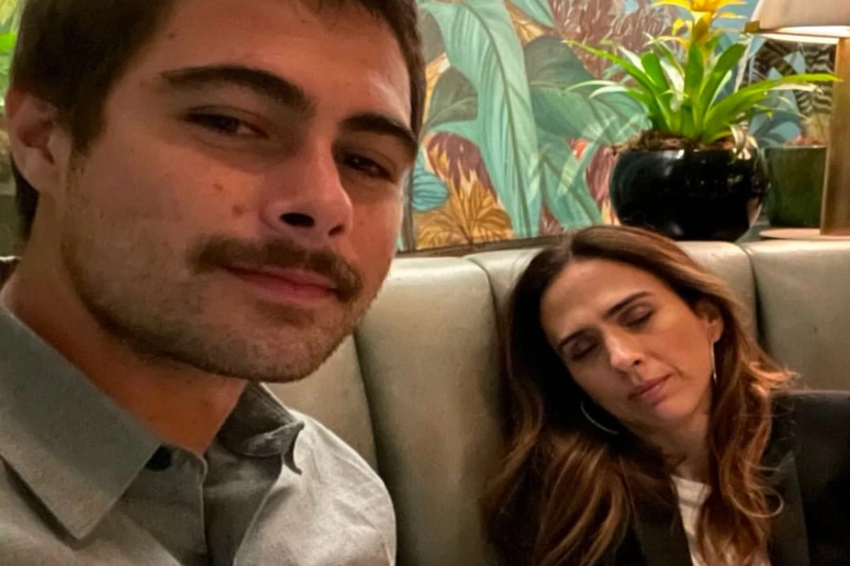 Tatá Werneck é flagrada cochilando em jantar romântico com Rafael Vitti: “Deixa de ser babaca” 31 Tata Werneck e flagrada cochilando em jantar romantico com Rafael