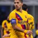 VIDEO Luis Suarez vira heroi ao salvar homem de tentativa