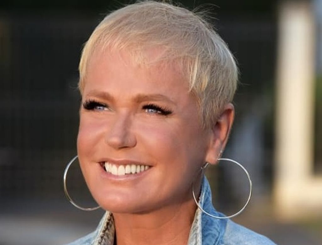 Xuxa Meneghel é internada em SP e passa por cirurgia no joelho 37 Xuxa4(1)