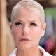 Xuxa Meneghel passa por cirurgia em Sao Paulo e assessoria