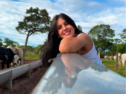 Ana Castela comenta suposto affair com moreno misterioso: “Deixa o povo viver” 31 Ana Castela comenta suposto affair com moreno misterioso Deixa o