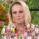 Ana Maria Braga e corrigida ao vivo no Mais Voce
