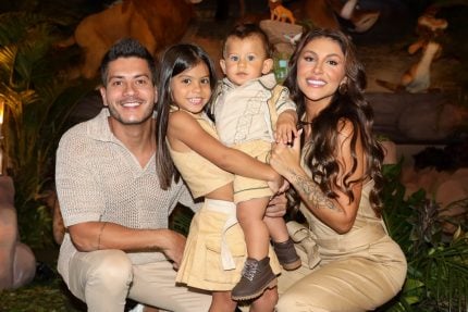 Arthur Aguiar comemora 1 ano do filho com festa tematica