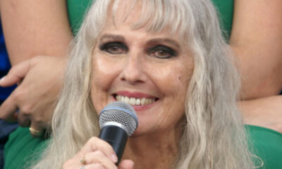 Cantora Lilian Knapp morre apos luta contra tumor agressivo