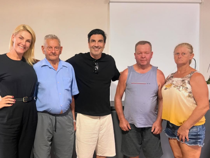 Edu Guedes conhece avo tios e primos de Ana Hickmann