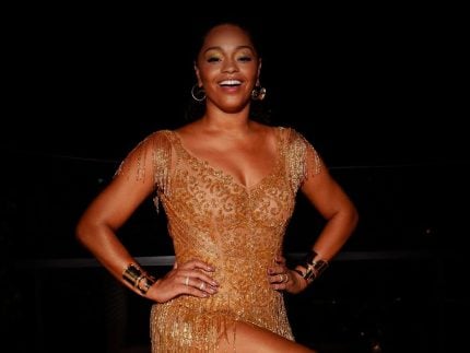 Juliana Alves revela se ja abriu o relacionamento e o