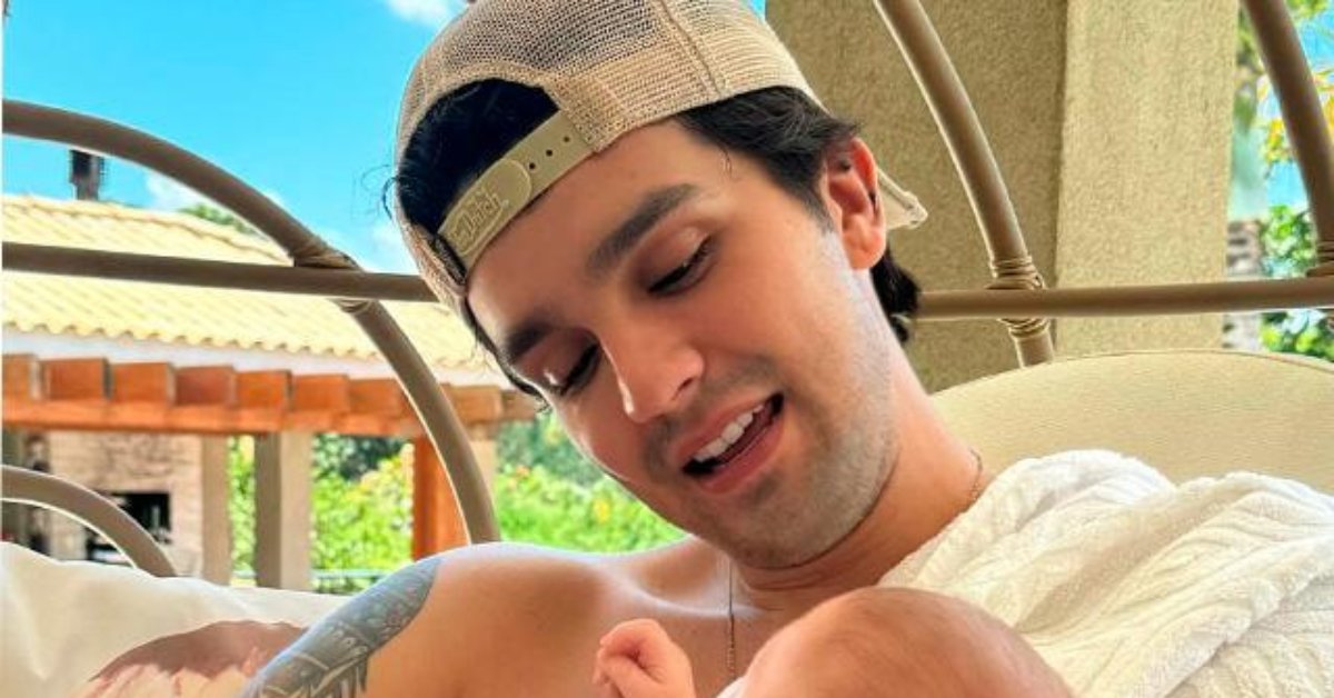 Luan Santana derrete os fãs ao mostrar registro com a filha: "Sagrado" 31 Luan Santana derrete os fas ao mostrar registro com a
