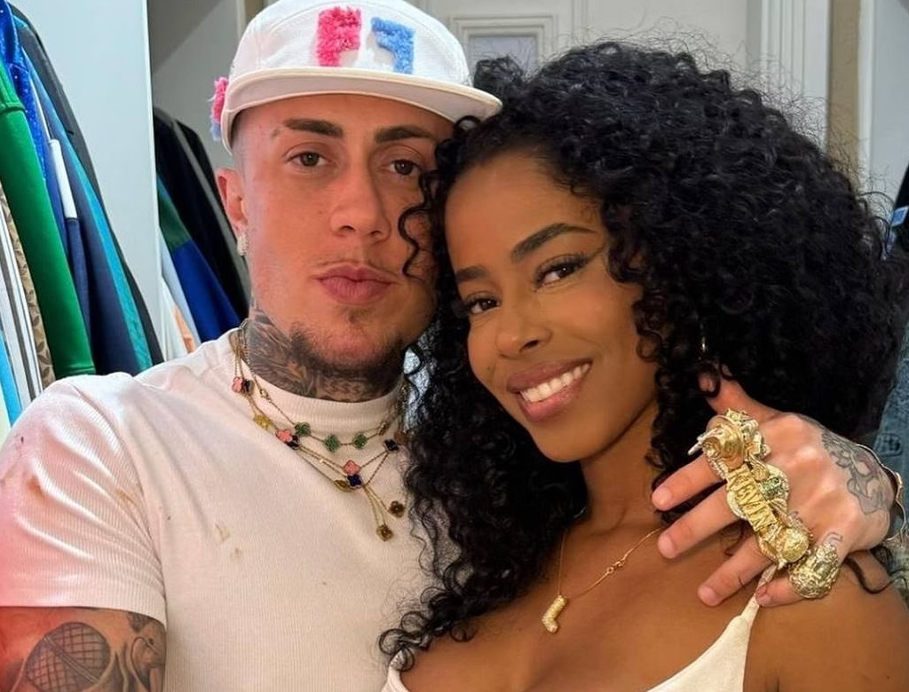 MC Daniel celebra o nascimento do primeiro filho e revela nome do bebê 35 Mc Daniel e Lorena Maria (foto Reprodução Redes Sociais)