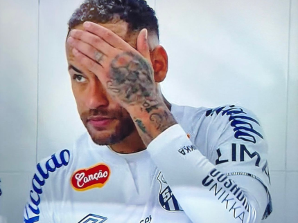 Neymar Jr. surpreende em retorno ao Santos e anuncia parceria milionária com farmacêutica brasileira 31 Neymar Jr surpreende em retorno ao Santos e anuncia parceria