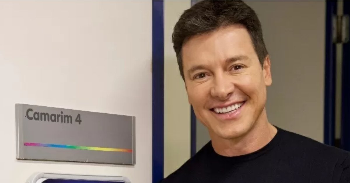 Rodrigo Faro na Globo: apresentador não segura emoção ao falar sobre retorno a emissora: 'Estou no palco' 31 Rodrigo Faro na Globo apresentador nao segura emocao ao falar
