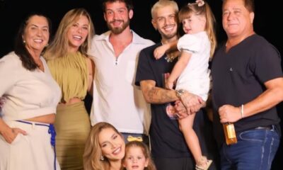 Ze Felipe e Joao Guilherme se declaram um ao outro