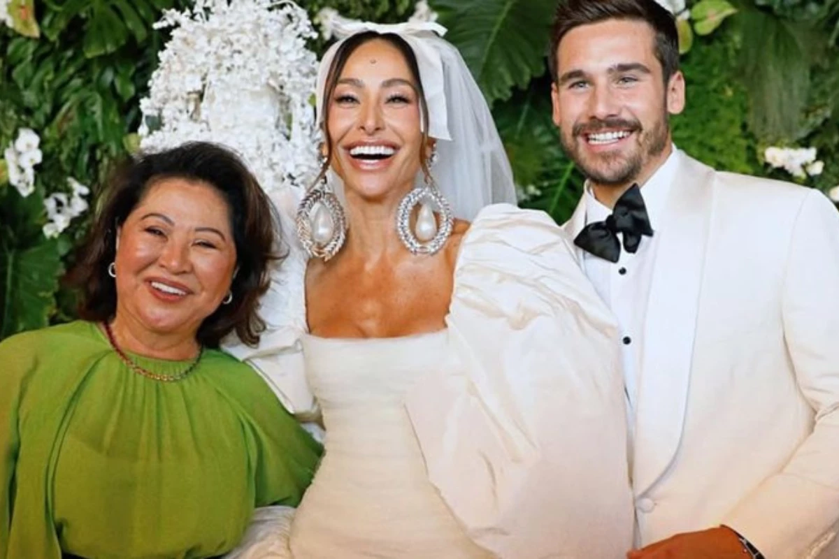 ‘Eu vi isso nele’: mãe de Sabrina Sato fala sobre a relação da apresentadora com Nicolas Prattes 31 ‘Eu vi isso nele mae de Sabrina Sato fala sobre