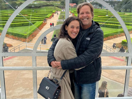 Adriana Birolli comenta diferença de 26 anos para o noivo, Ivan Zettel: “Uma bobagem” 31 Adriana Birolli comenta diferenca de 26 anos para o noivo