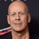 Bruce Willis chega aos 70 anos lutando contra doenca que