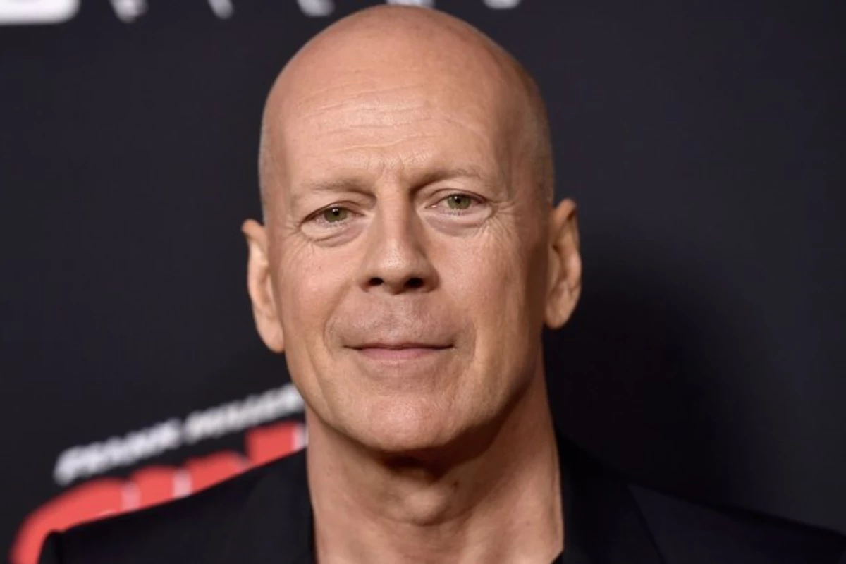 Bruce Willis chega aos 70 anos lutando contra doença que não tem cura; saiba o que o ator enfrenta 31 Bruce Willis chega aos 70 anos lutando contra doenca que