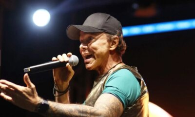 Cantor Netinho de 58 anos e diagnosticado com cancer apos