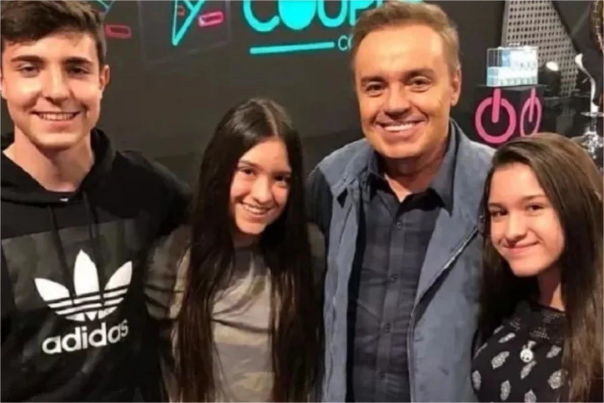 Família de Gugu quer ser indenizada em R$ 100 milhões por homem que disse ser filho do apresentador 31 Familia de Gugu quer ser indenizada em R 100 milhoes