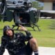 Helicoptero de Neymar e visto em evento repleto de mulheres