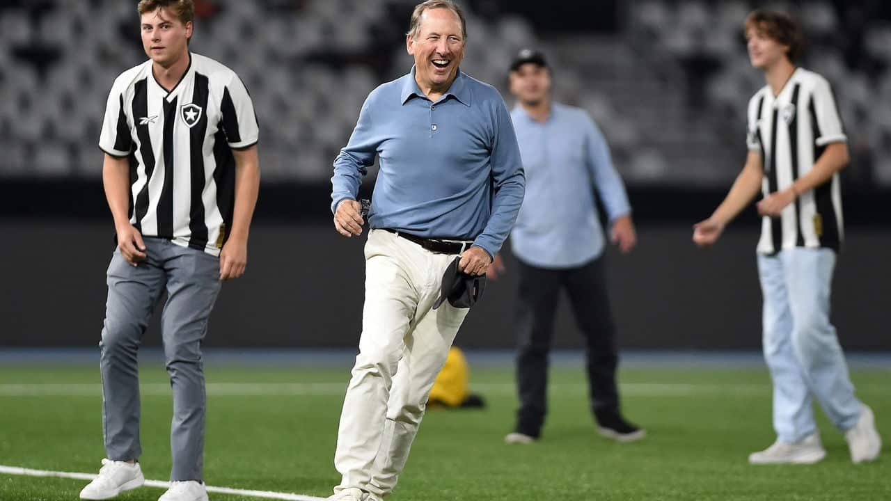 John Textor declara apoio à reeleição de Ednaldo Rodrigues na CBF 31 John Textor declara apoio a reeleicao de Ednaldo Rodrigues na