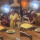Lima Duarte celebra 95 anos ao lado de netos e